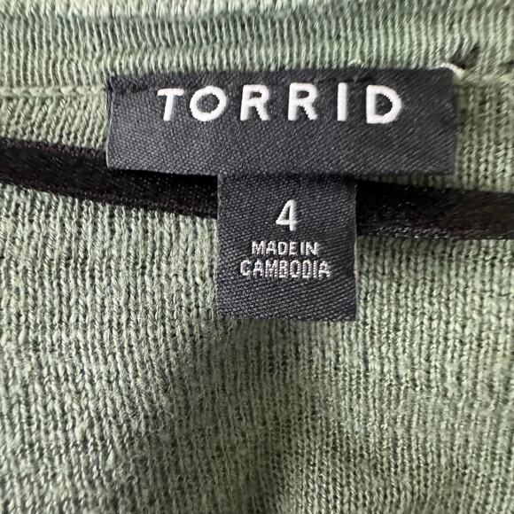 Torrid Cardigan Long Sleeve Button Up Mid Length Green Knit Pockets Size 4 - Picture 6 of 10